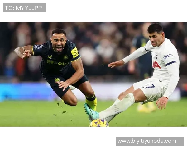 谢林汉姆称赞热刺中卫组合范德芬与罗梅罗为英超顶尖之选 谢林汉姆称赞热刺中卫组合范德芬与罗梅罗为英超顶尖之选